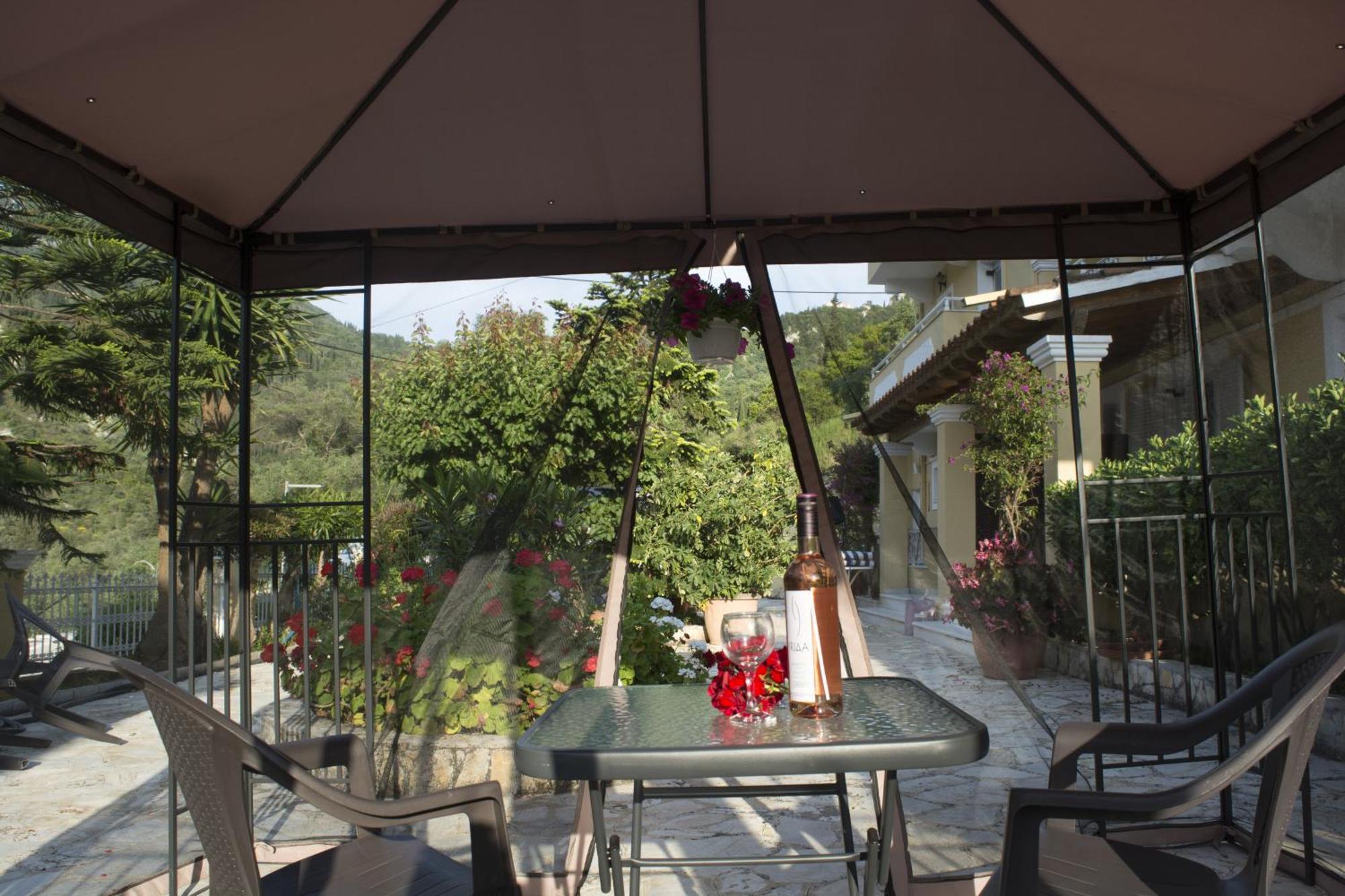 Marina Apartments, Agios Gordios  Eksteriør billede