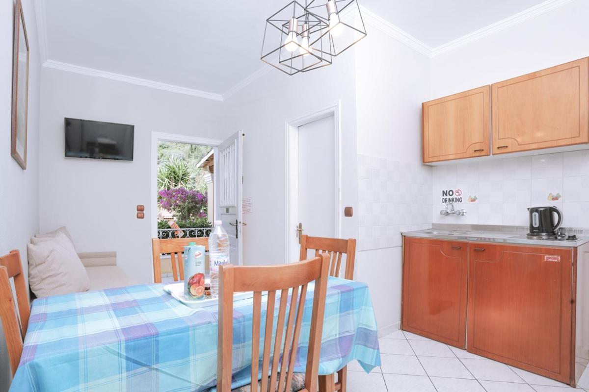 Marina Apartments, Agios Gordios  Eksteriør billede