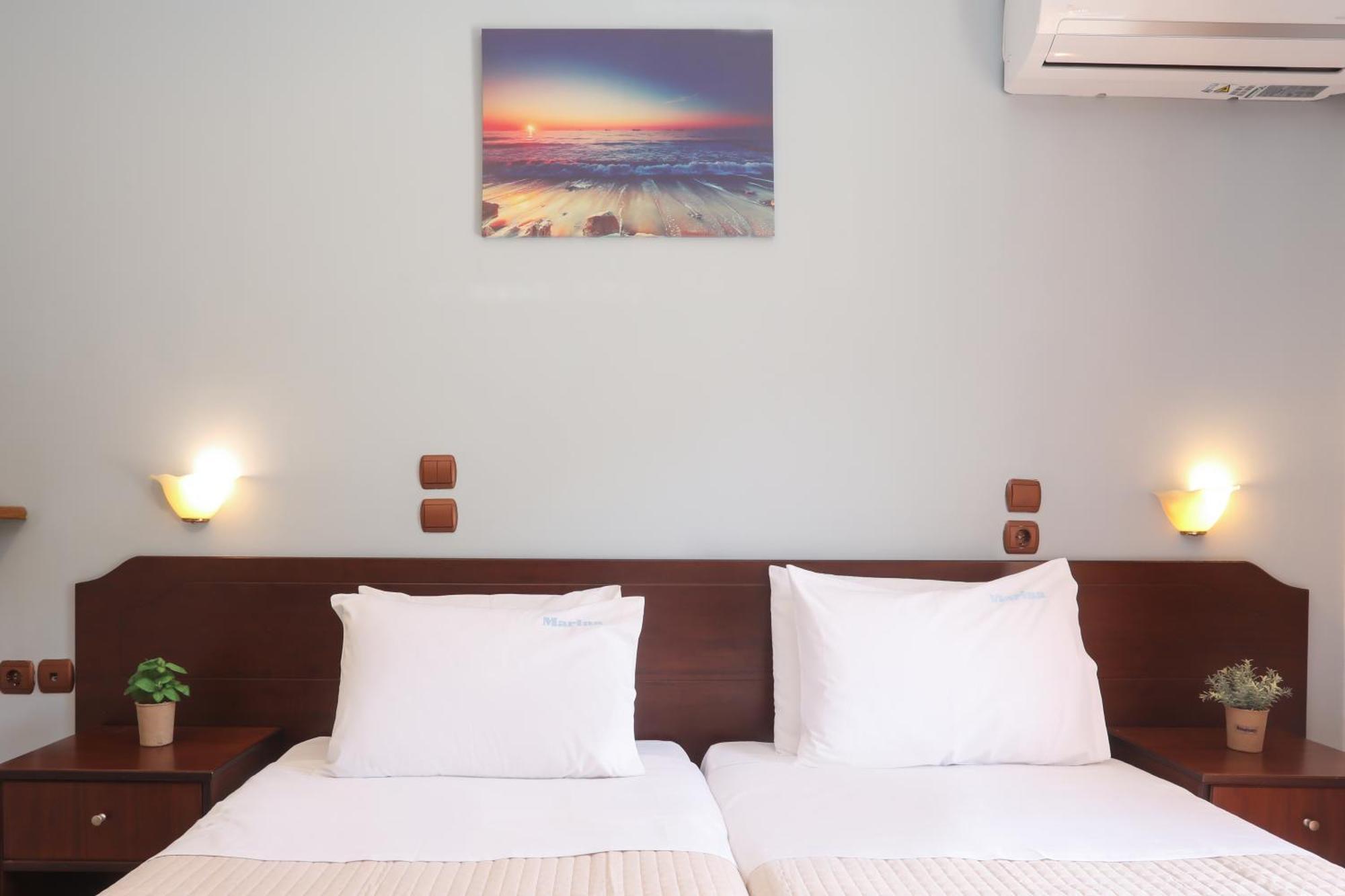 Marina Apartments, Agios Gordios  Eksteriør billede